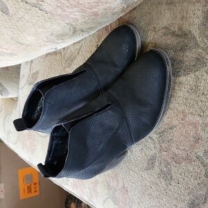 Men's Eccentric Youth Boots by Billabong size 9